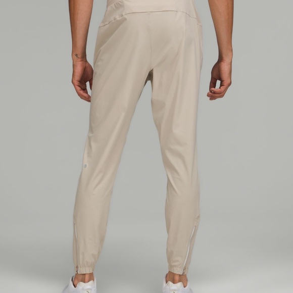 Surge Jogger Lululemon Athletica - Picture 2 of 7